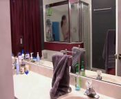 В душевой оттрахал сексуальную женщину